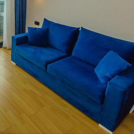 Orbi City Twin Towers Appartement Batoemi Buitenkant foto